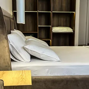 Alexander & Apartamento